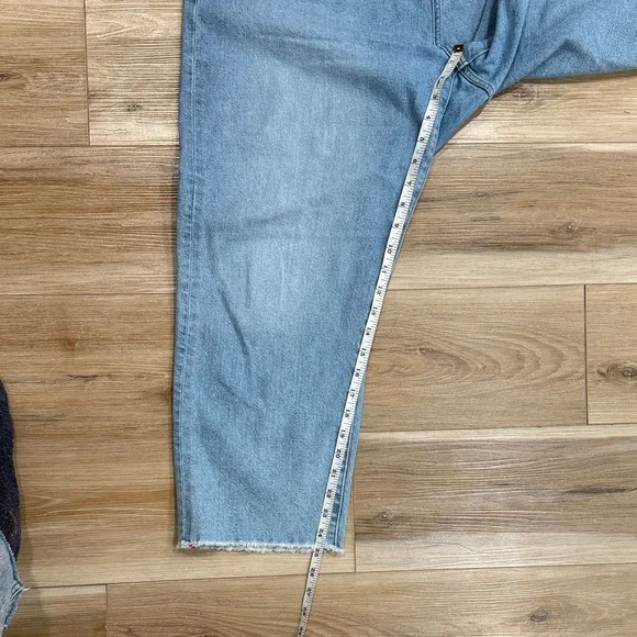 Torrid High-Rise Ankle Crop Classic Denim Jeans - Picture 5 of 8